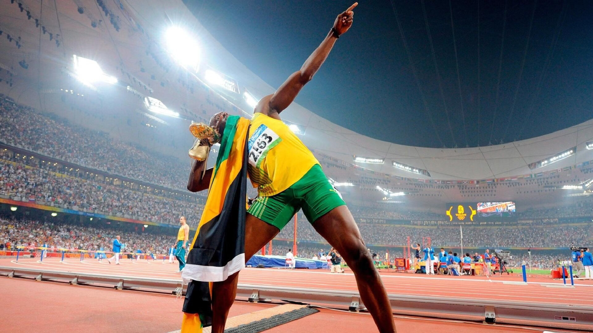 篮板王：北京抢到48篮板，攻守兼备！