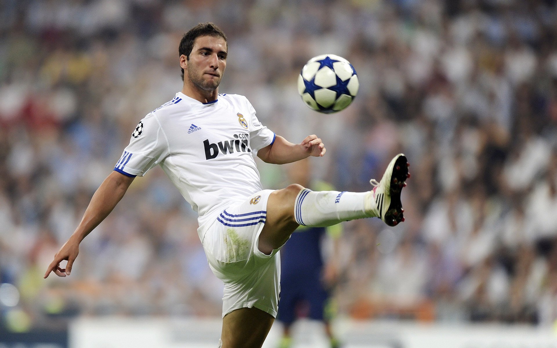 开云平台-逆转之夜：哪些比赛成为了永恒经典？，逆转之日的结局